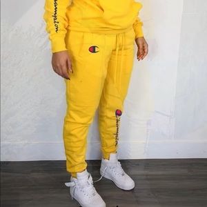 Meet your Posher, Sandy